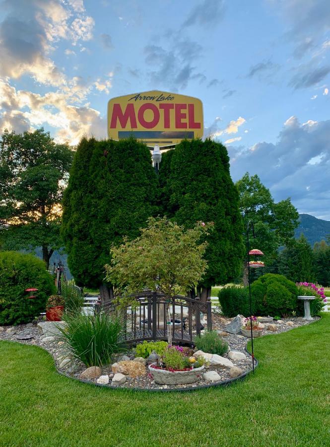 Arrow Lake Motel Fauquier Exterior photo